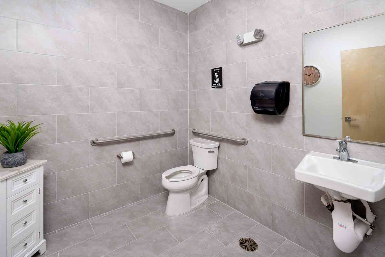 suite130-gal-2-11zon