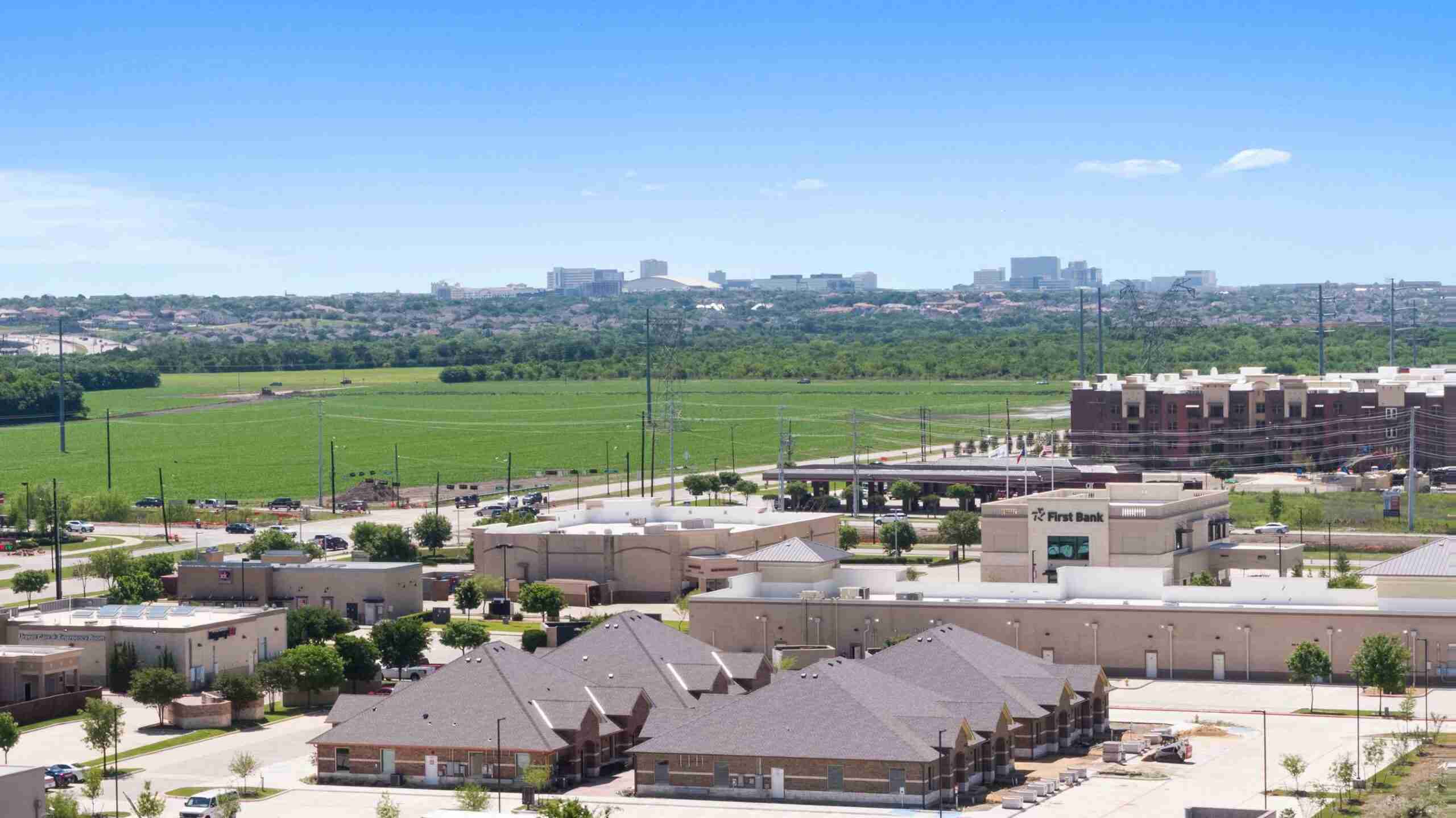 suite402-gal-8-scaled-11zon